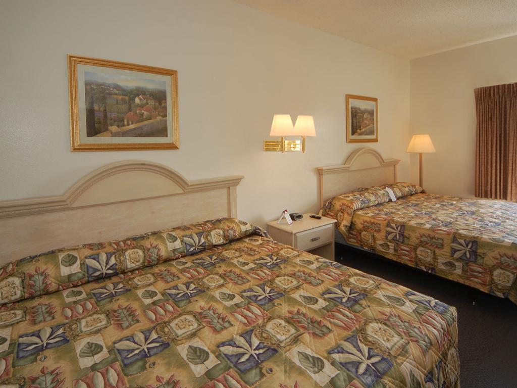 Suburban Studios Lewisville Dış mekan fotoğraf