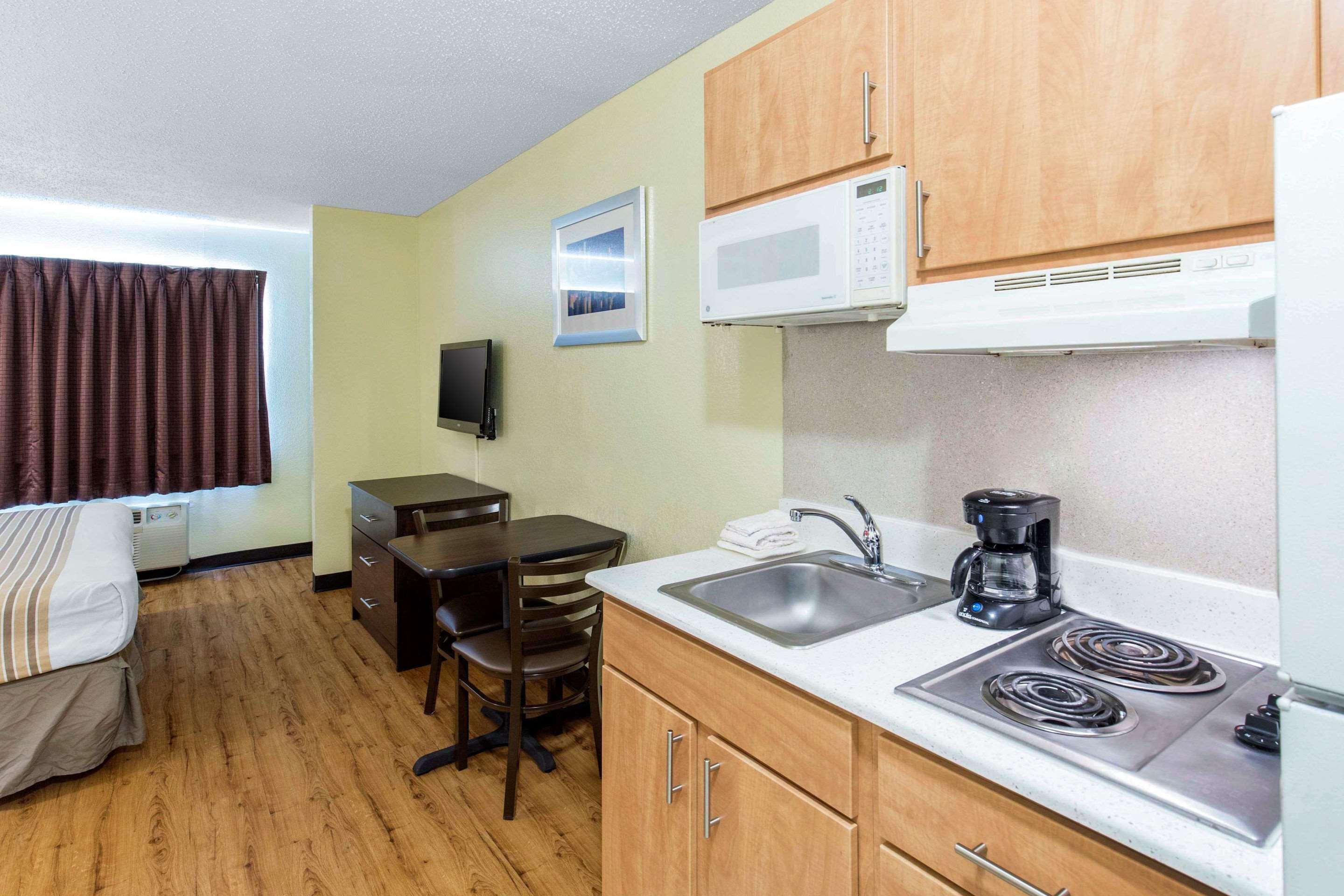 Suburban Studios Lewisville Dış mekan fotoğraf