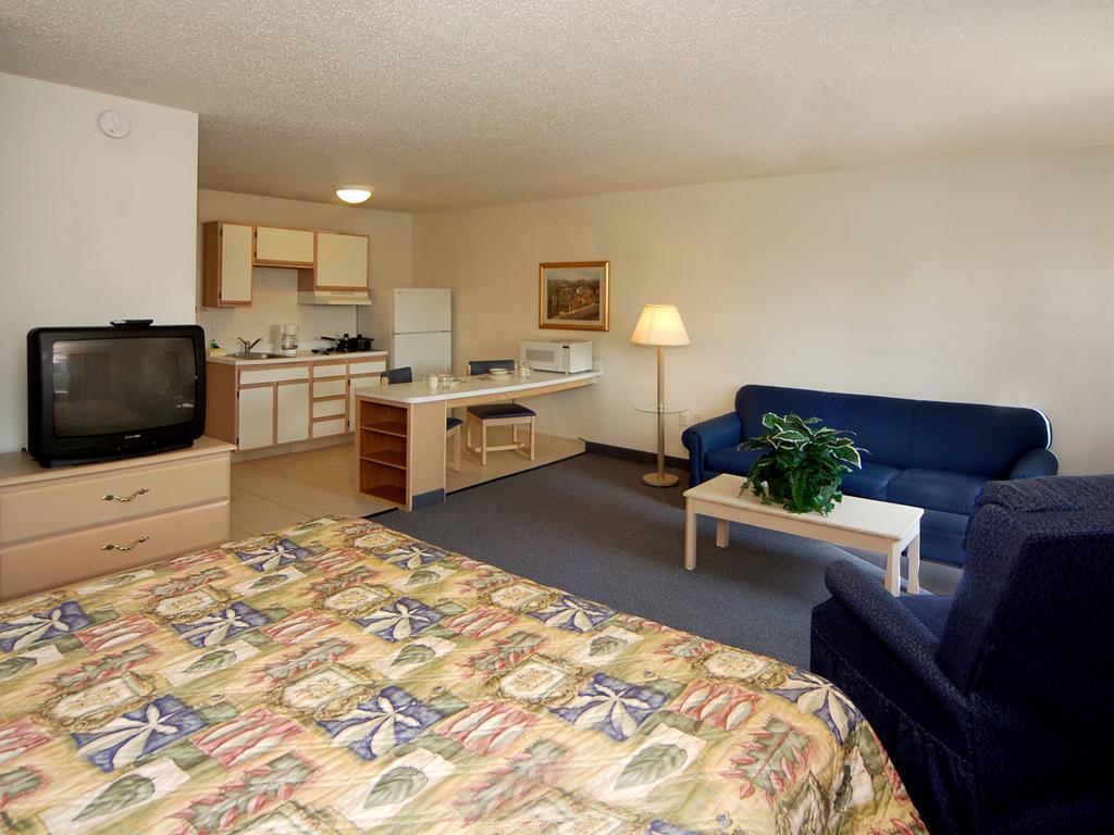 Suburban Studios Lewisville Dış mekan fotoğraf