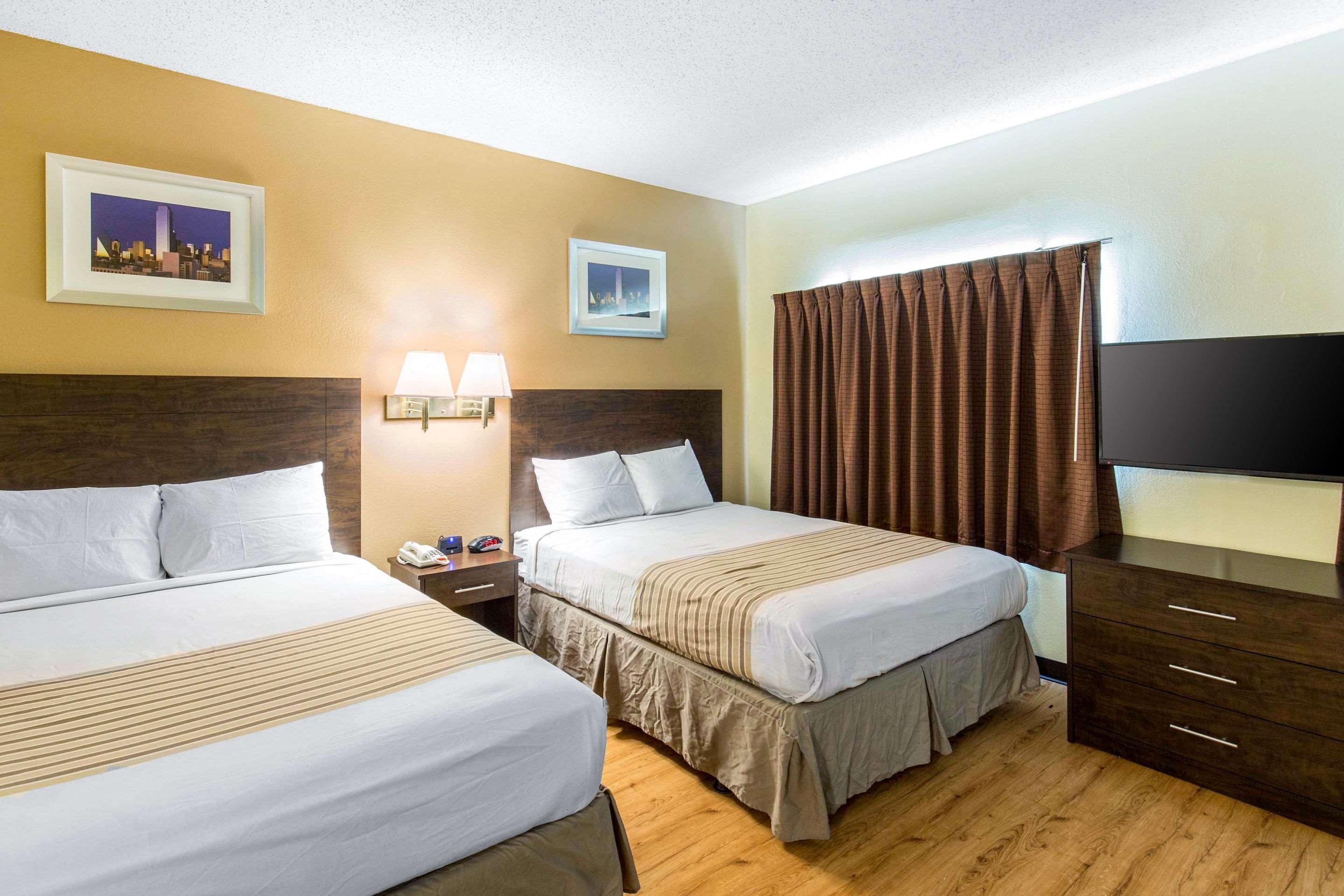 Suburban Studios Lewisville Dış mekan fotoğraf